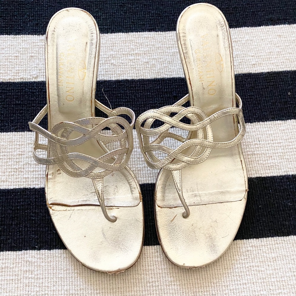 Valentino Gold Kitten Heels Women’s 40 Sandals